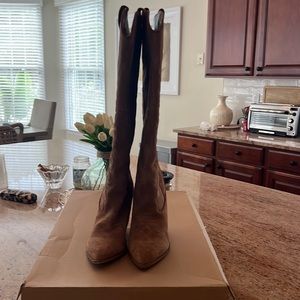 Steve Madden “Lasso” boots chestnut suede, never worn size 9 womens